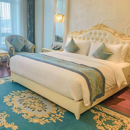 Wyndham Grand Kunming East Hotell Eksteriør bilde