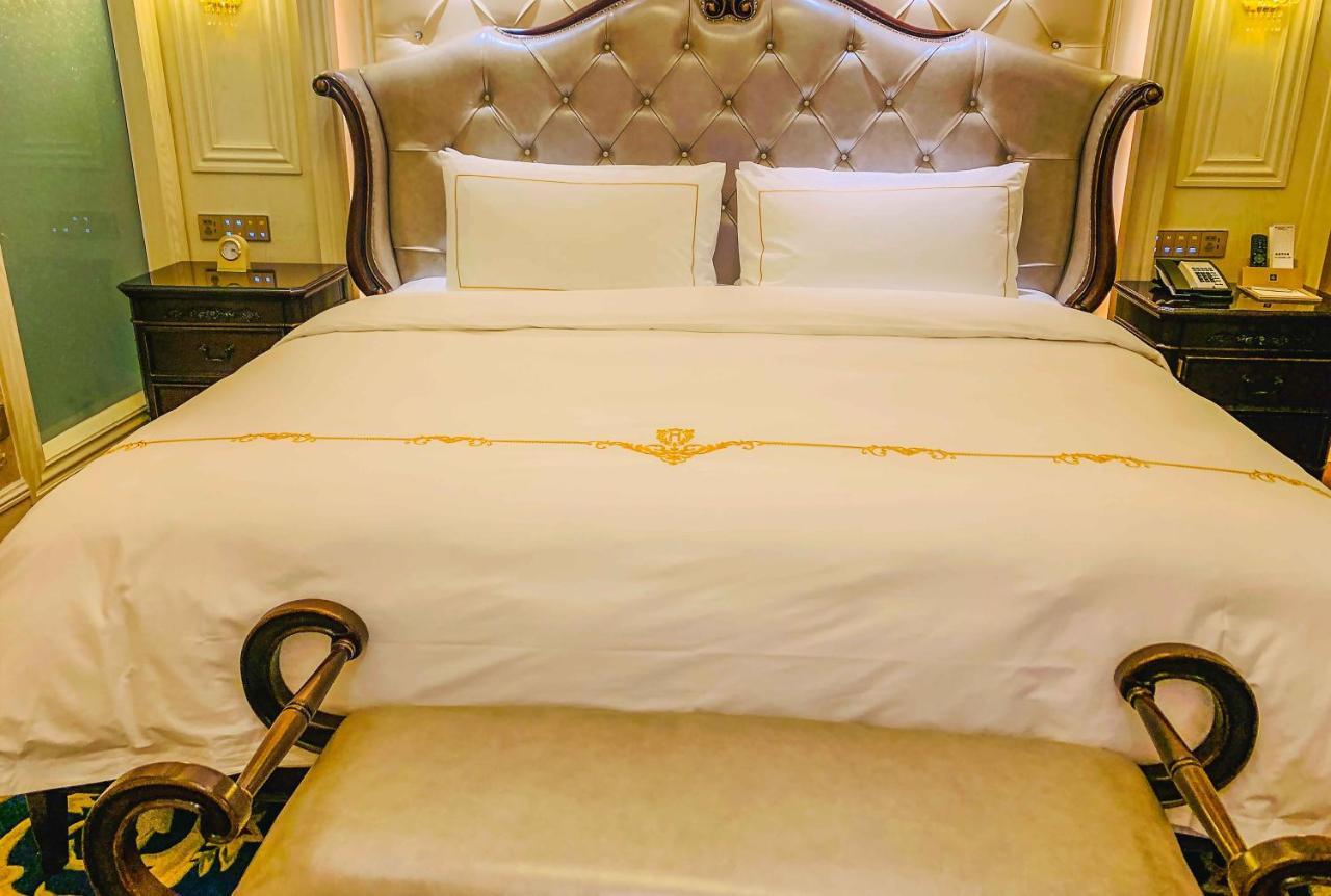 Wyndham Grand Kunming East Hotell Eksteriør bilde