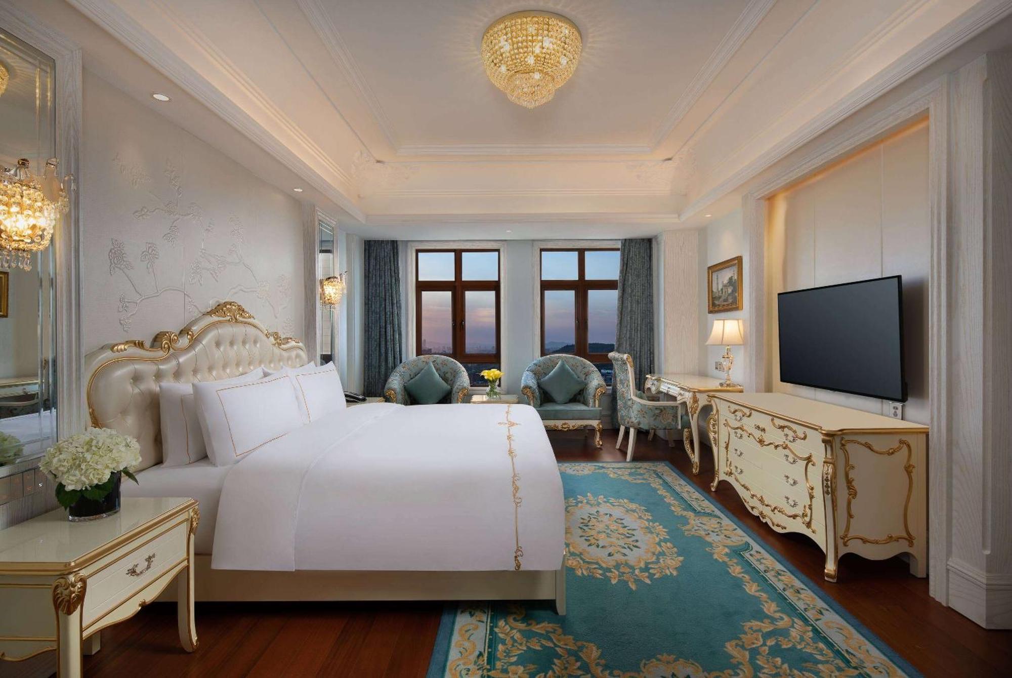 Wyndham Grand Kunming East Hotell Eksteriør bilde